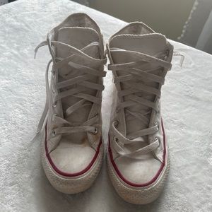 White Hightop Converse’s